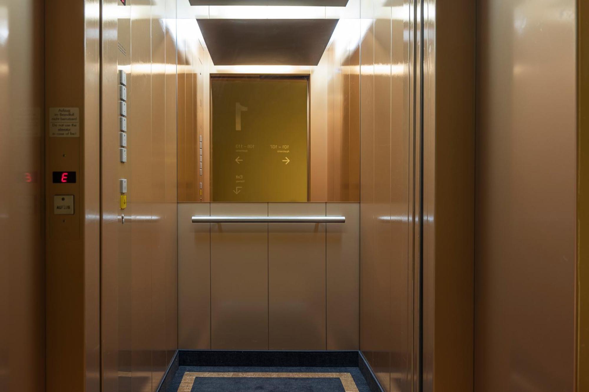 Leipzig Suites Екстер'єр фото
